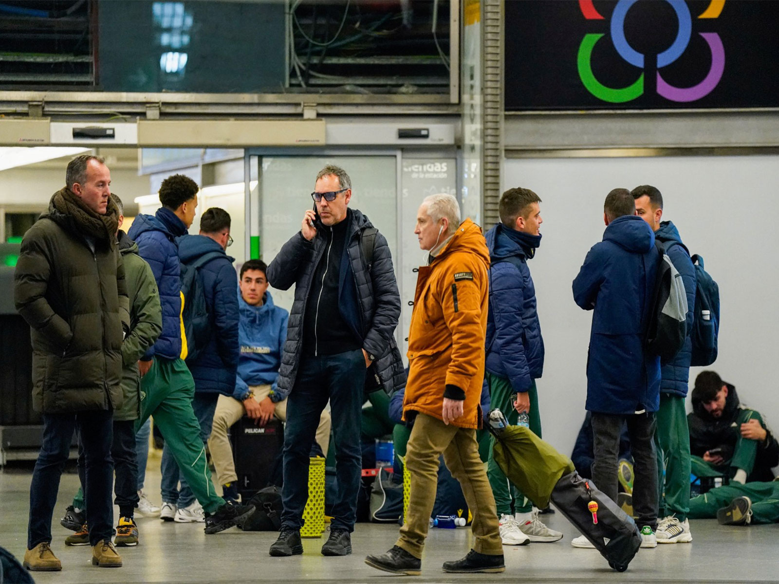 Passengers wait at the Atocha train station (Photo/Reuters)