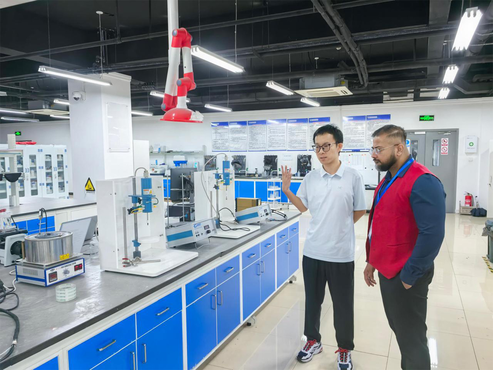 Prof Ambrish Singh (R), Nagaland University, with Prof Yujie Qiang, National Centre for Materials Service Safety, University of Science & Technology Beijing (Photo/ANI)