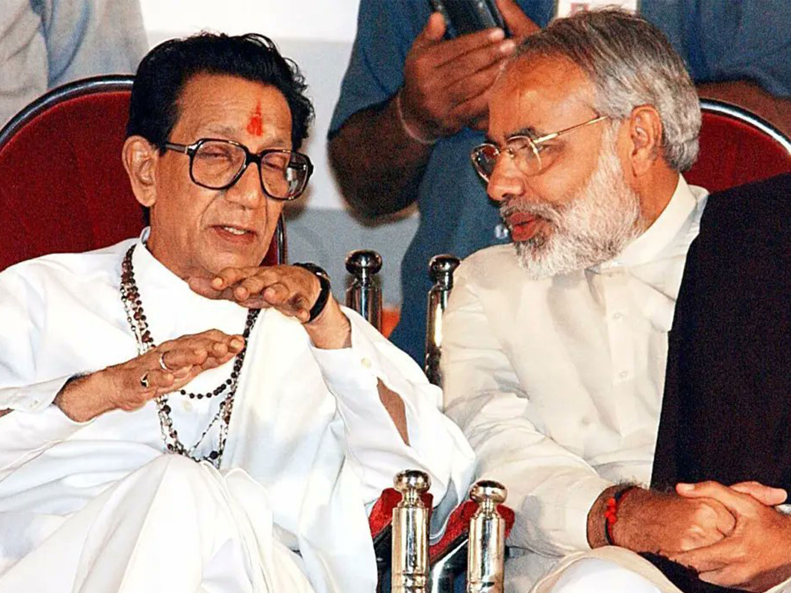 Prime Minister Narendra Modi with the late Balasaheb Thackeray (Photo: x/@narendramodi)