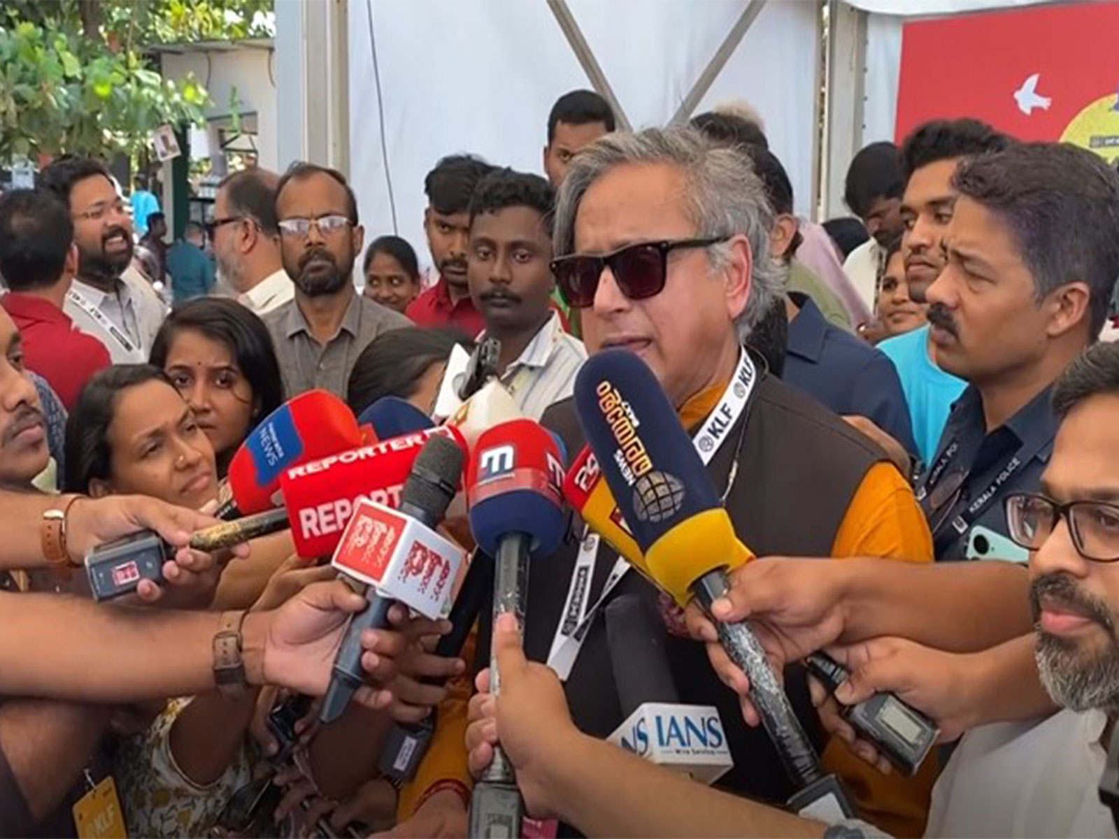 Congress leader Shashi Tharoor (Photo/ANI) Congress leader Shashi Tharoor (Photo/ANI)