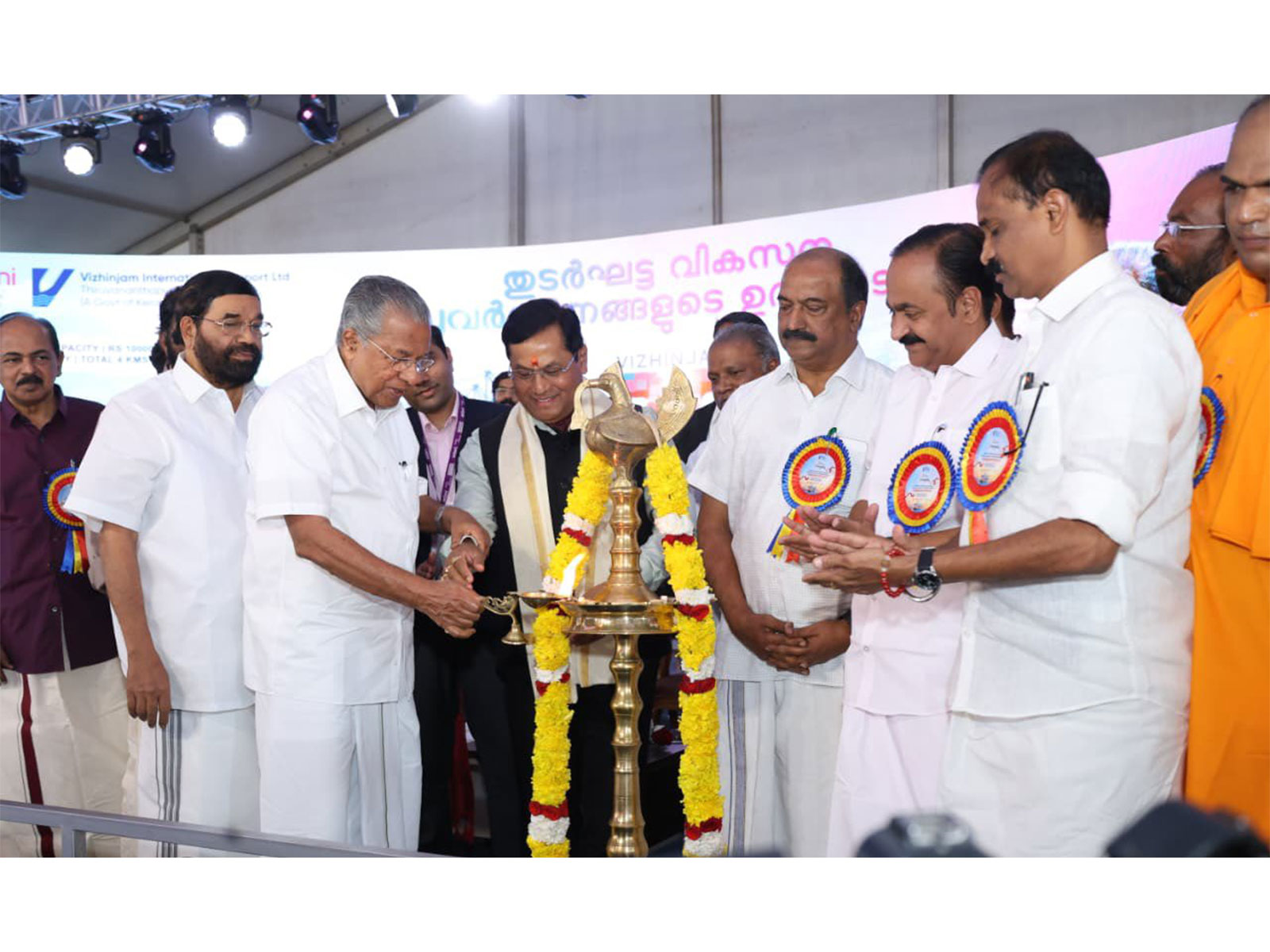 Union Minister Sarbananda Sonowal inaugurates capacity augmentation works of Kerala’s Vizhinjam International Seaport (Photo: PIB)