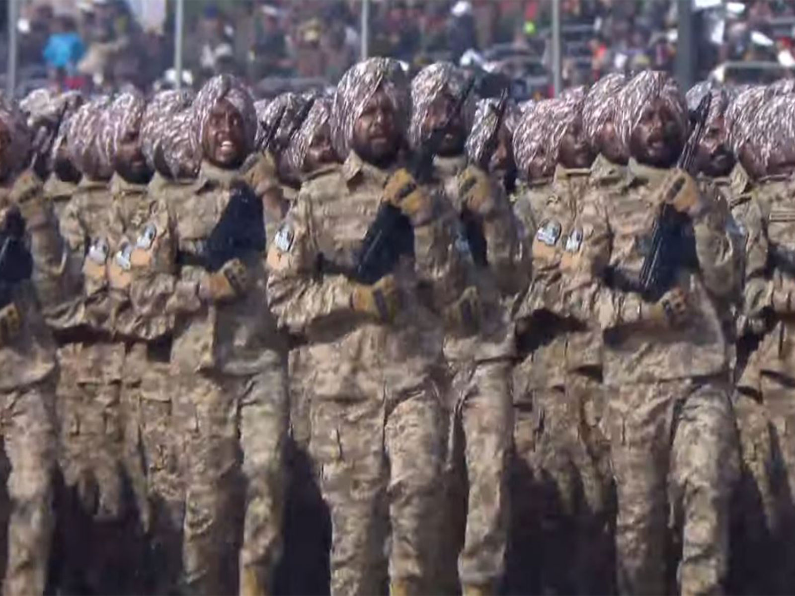 4 Bhairav Battalion of Sikh Light Infantry marches past (Photo/DD)
