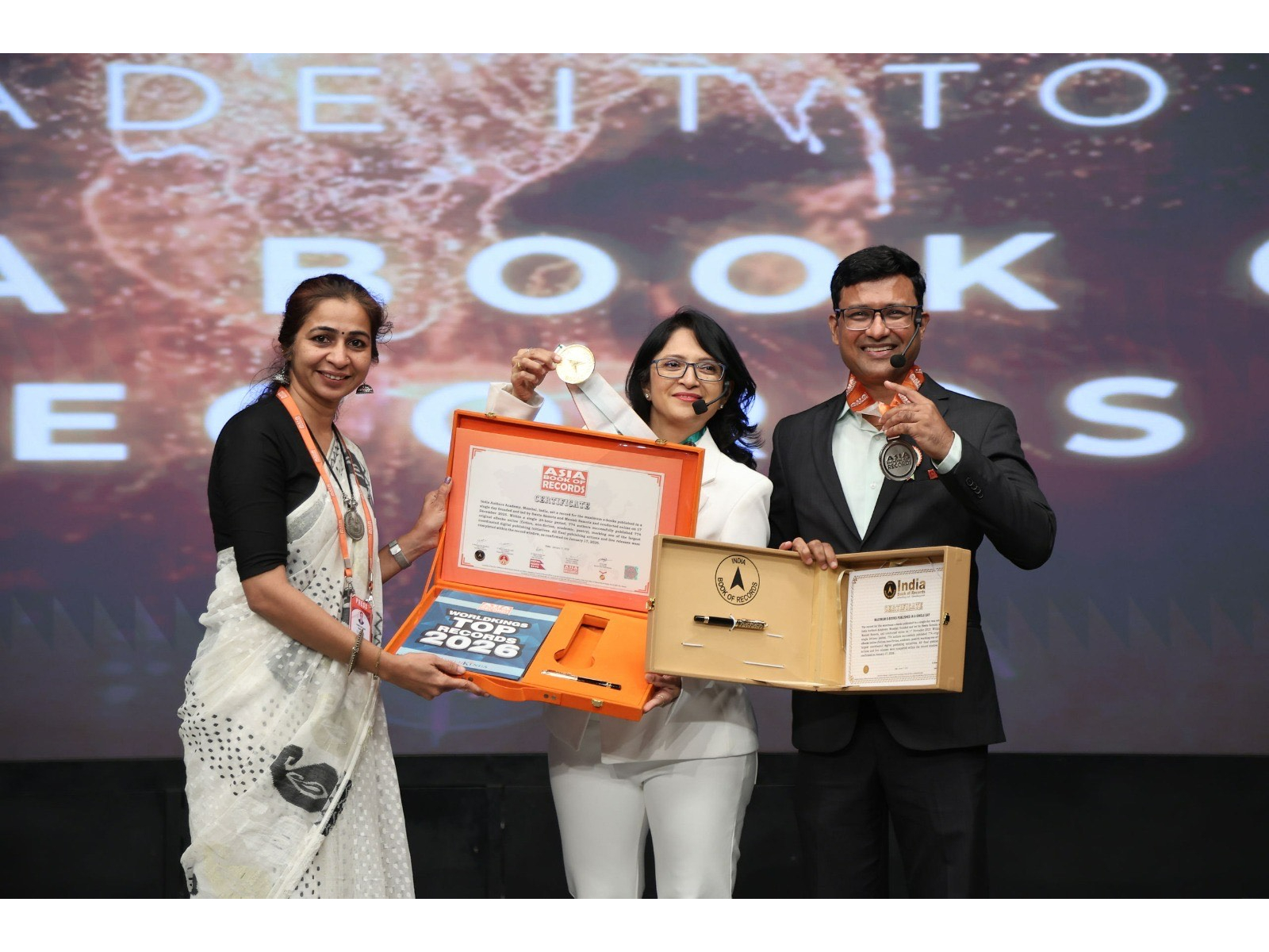 Sweta Samota marks a literary milestone with 774 authors.