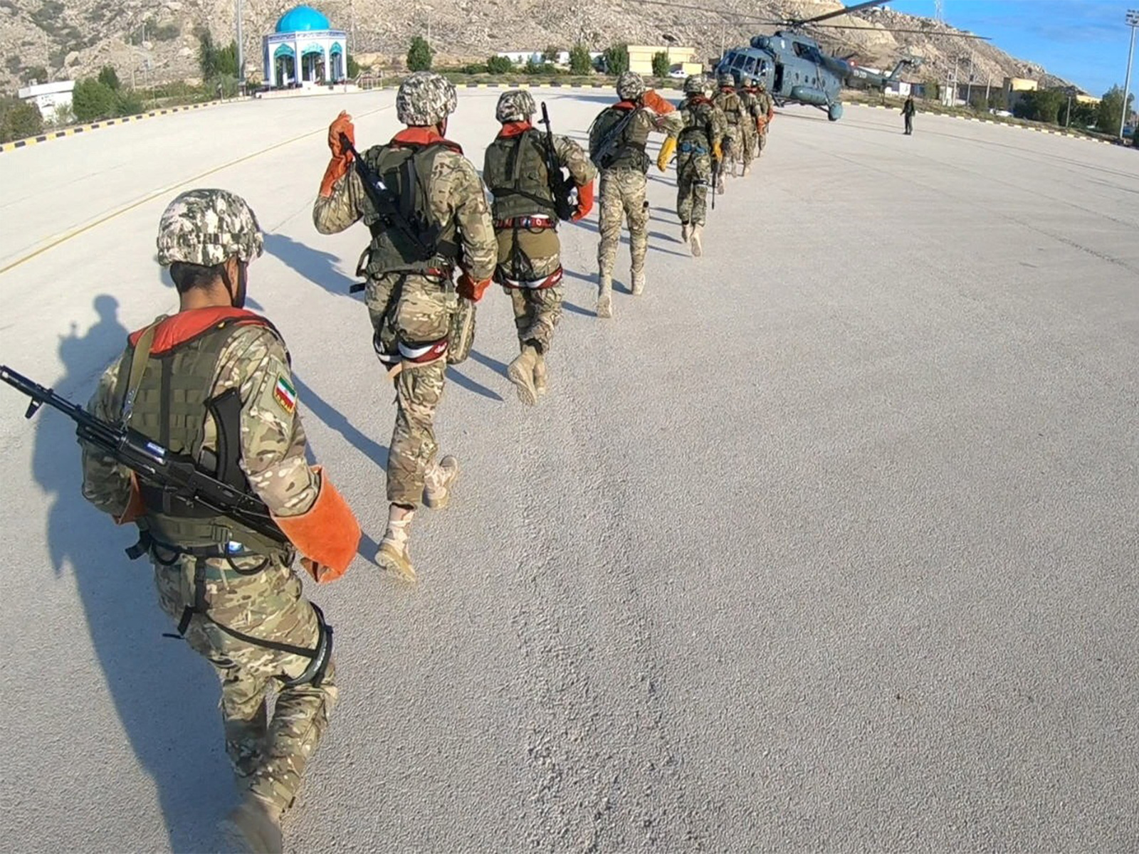 IRGC during an exercise in south Iran (File Photo/Reuters) IRGC during an exercise in south Iran (File Photo/Reuters)