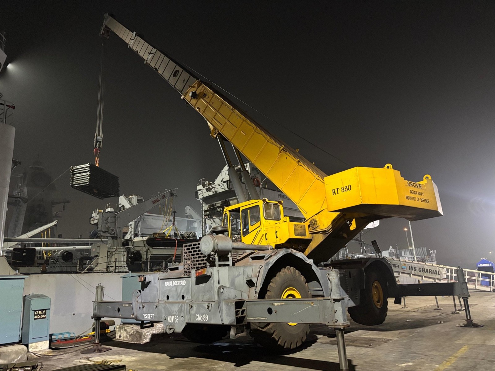 India dispatches consignment of 10 Bailey Bridges to Sri Lanka (Photo/X@MEAIndia) India dispatches consignment of 10 Bailey Bridges to Sri Lanka (Photo/X@MEAIndia)