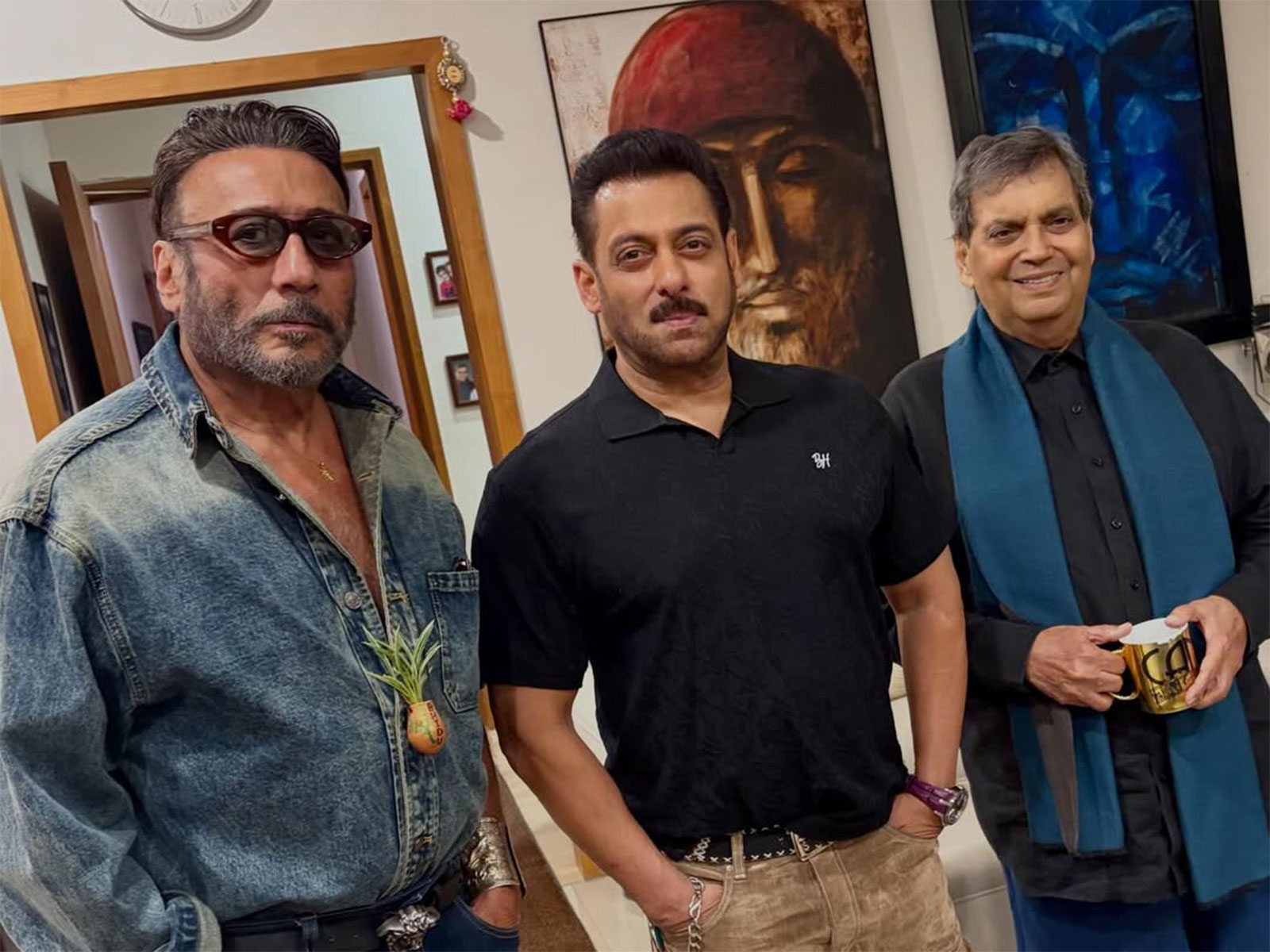 Salman Khan attends Jackie Shroff's birthday celebration (Photo/Instagram@subhashghai1)
