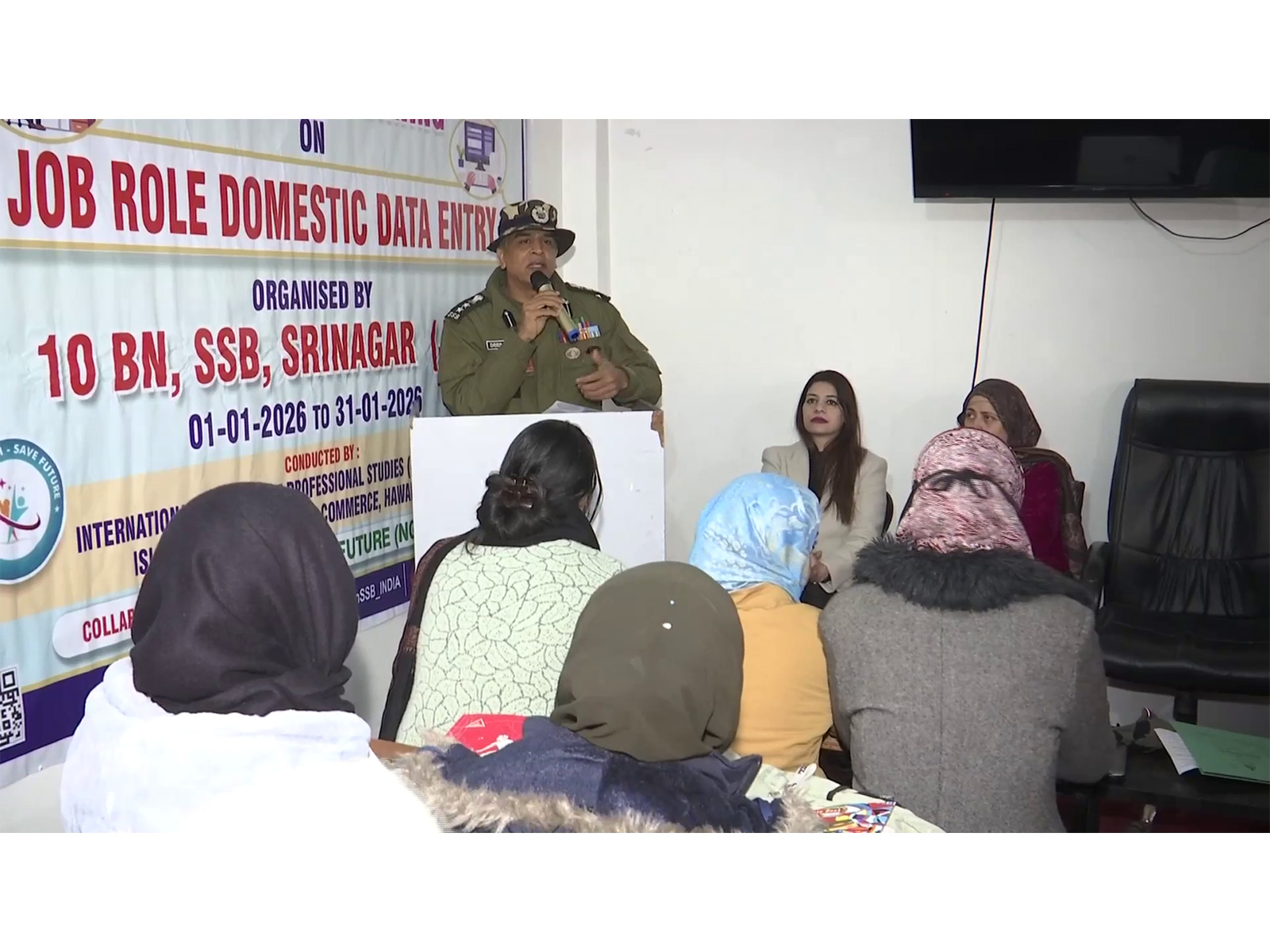 An SSB official addresses students during a skill development and computer training programme organised by the 10th Battalion of SSB in Srinagar, Jammu and Kashmir, as part of efforts to enhance digital skills and employability among local youth. (Photo/ANI)
