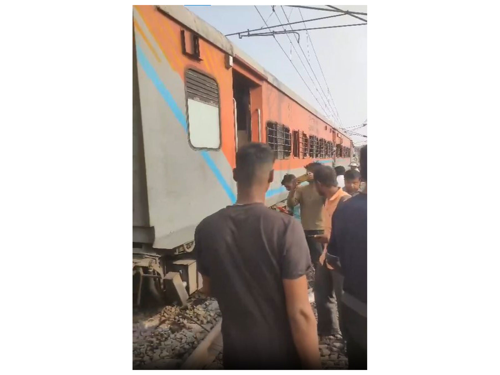 Visual from the site of incident (Photo/East Coast a) Visual from the site of incident (Photo/East Coast a)