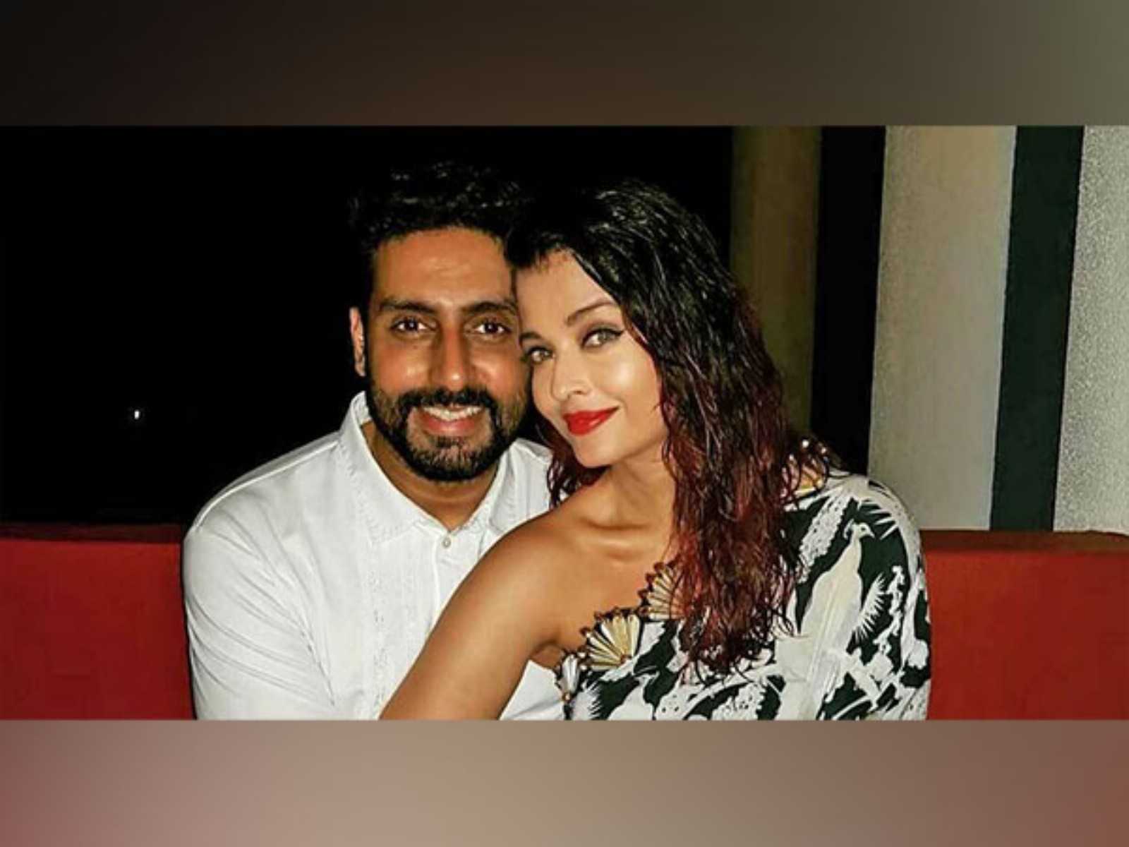 Couple Aishwarya Rai Bachchan and Abhishek Bachchan (Image source: Abhishek's Instagram) Couple Aishwarya Rai Bachchan and Abhishek Bachchan (Image source: Abhishek's Instagram)