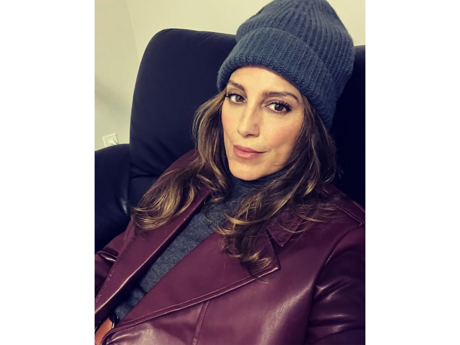 Jennifer Esposito says she must move out of home mortgaged to fund directorial debut
