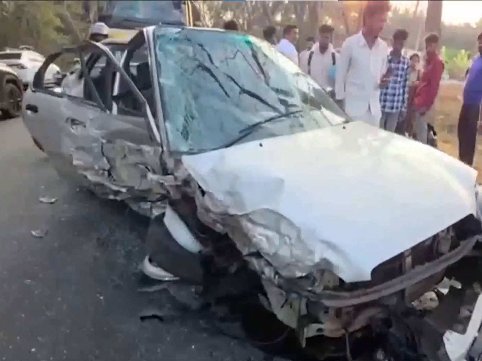 Authorities inspecting the site of the road accident near Banavar Rice Mill in Tumkur (Photo/ANI)