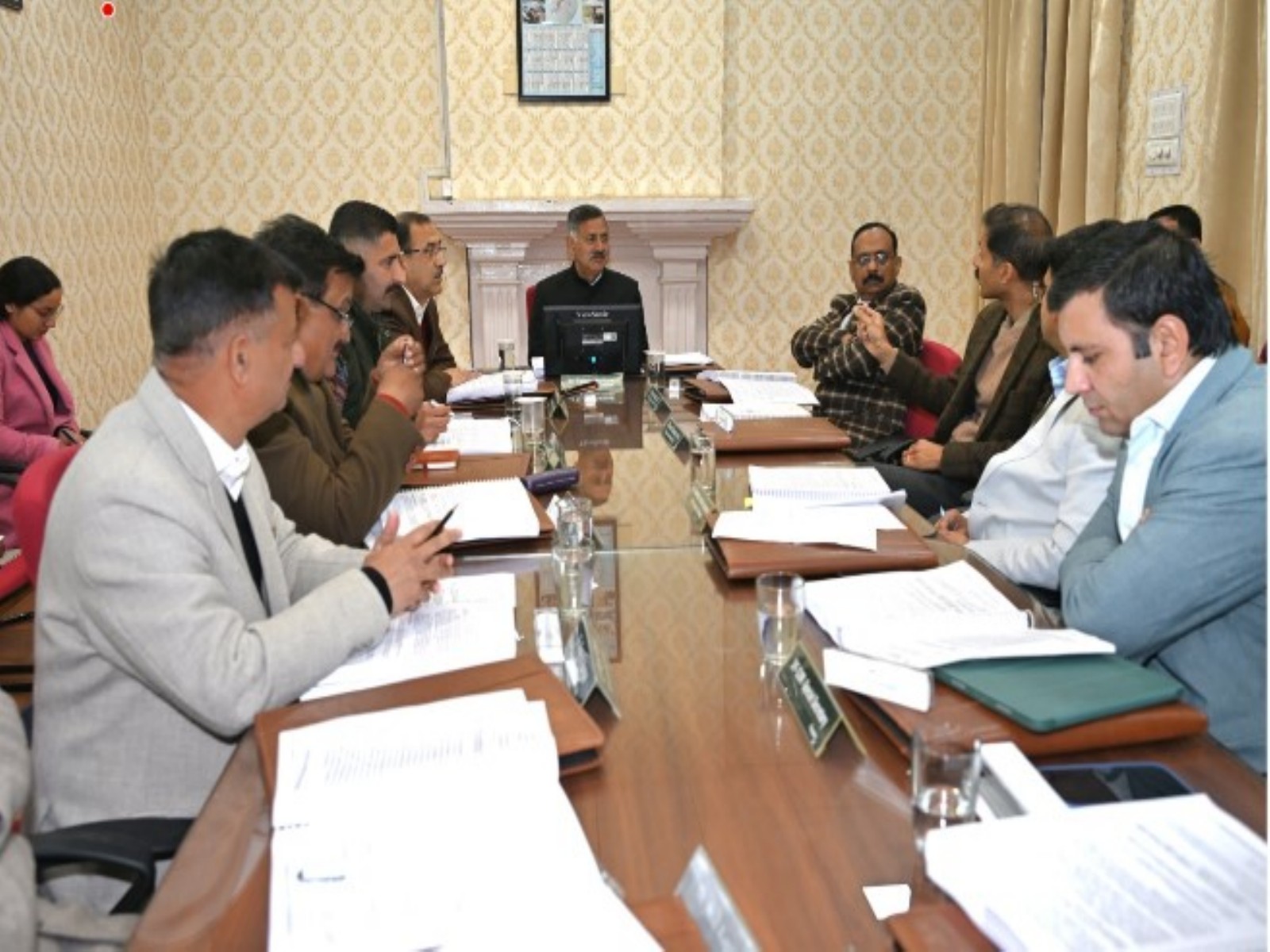 Himachal minister Rajesh Dharmani chairs HIMUDA Board meeting (Photo/DIPR HP)