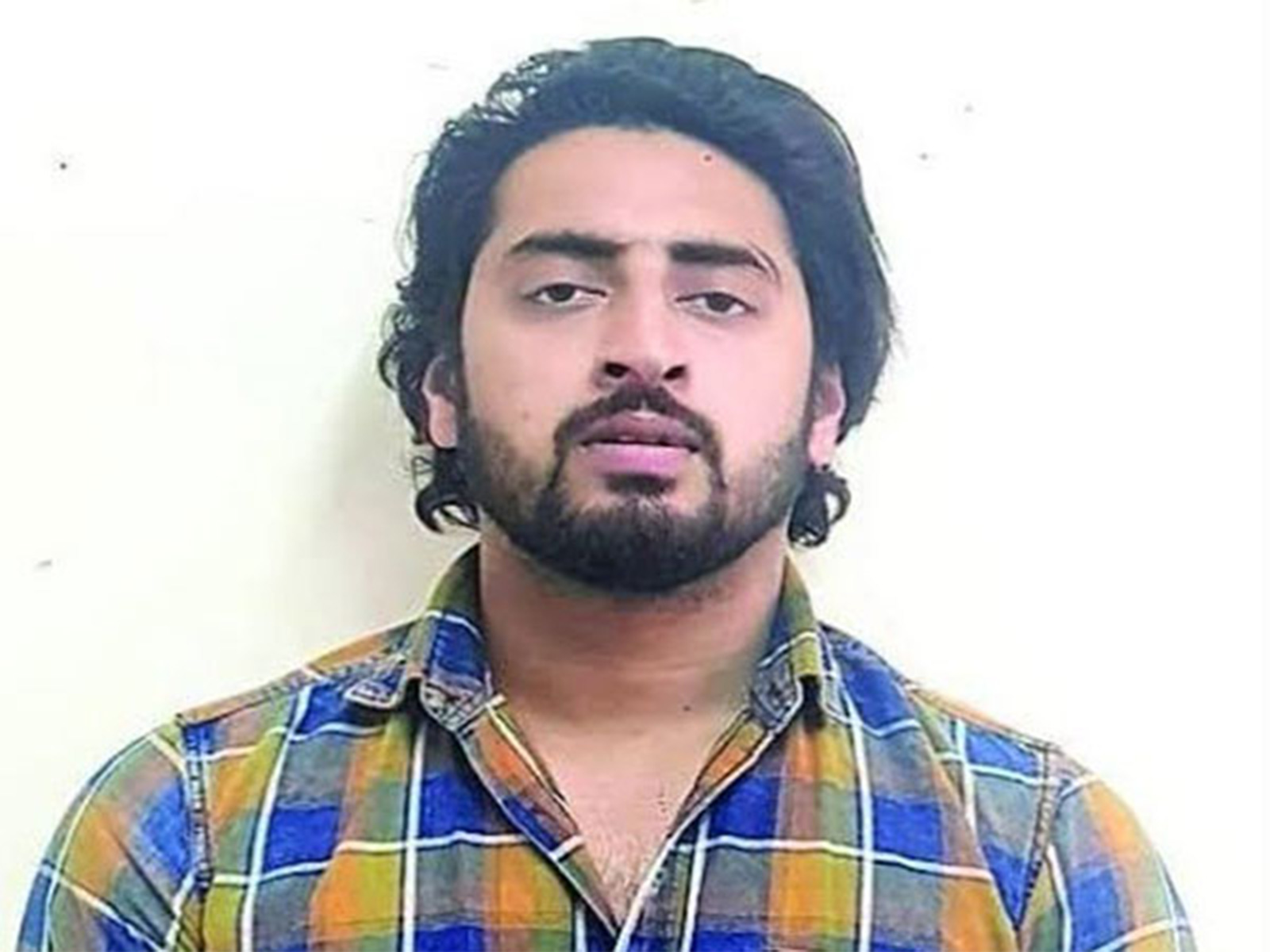 Delhi riots 2020 accused Shahrukh Pathan (Photo/@shoaibJamei)