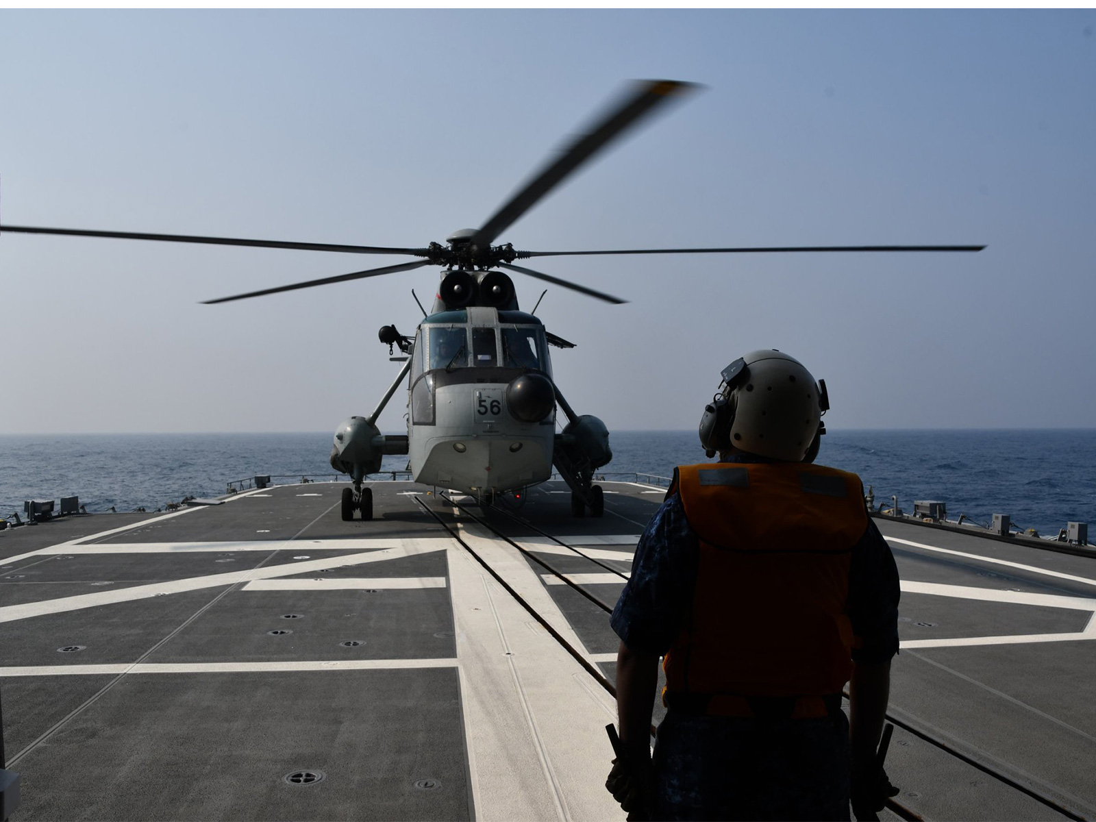 Visuals from the rescue operation (Photo/@prodefencejammu) Visuals from the rescue operation (Photo/@prodefencejammu)