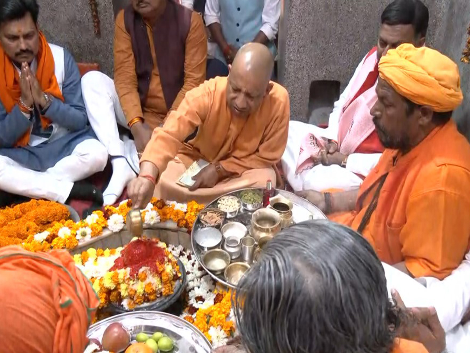 UP CM Yogi Adityanath performs Rudrabhishek at Barohiya Shiv Temple (Photo/ANI) UP CM Yogi Adityanath performs Rudrabhishek at Barohiya Shiv Temple (Photo/ANI)