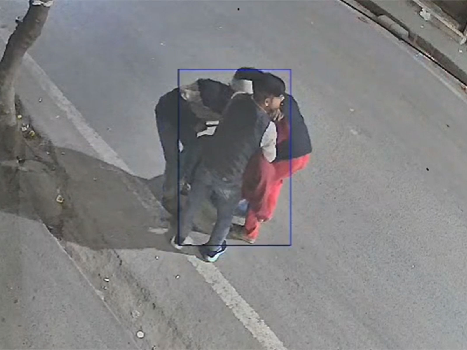 Visual from the video (Photo/Viral cctv) Visual from the video (Photo/Viral cctv)