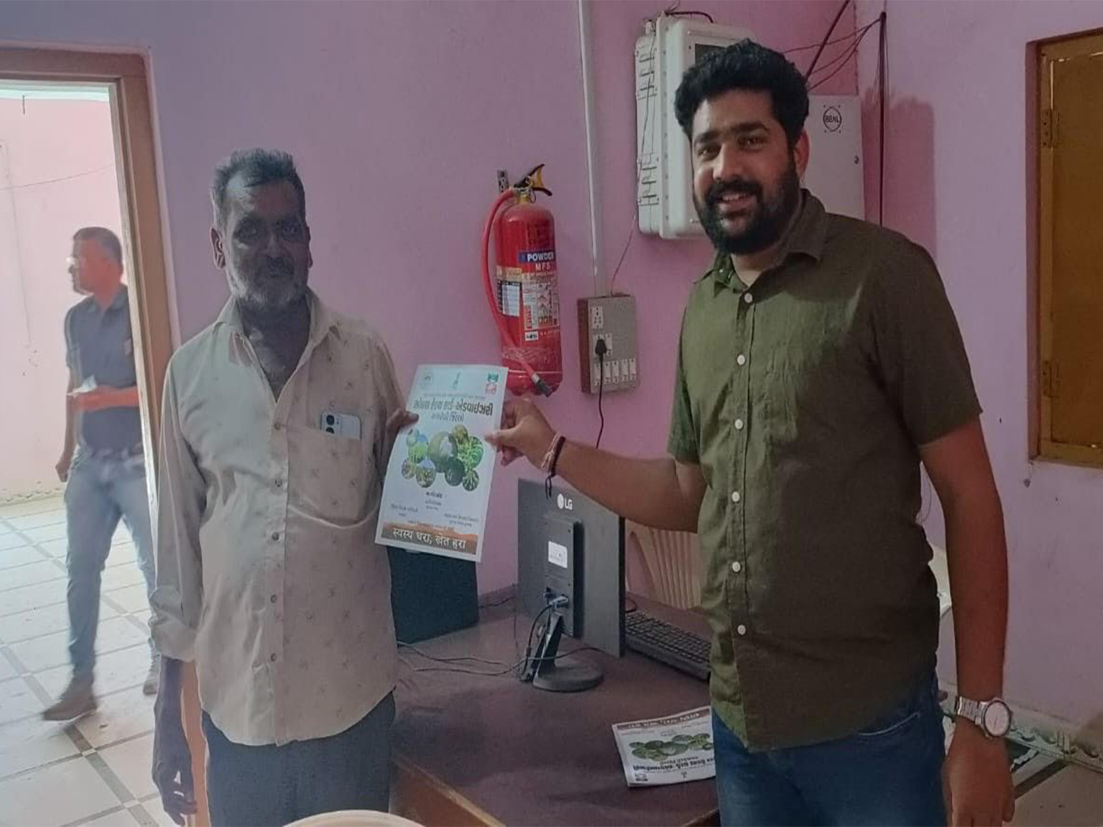 Gujarat issues 2.19 Crore Soil Health Cards to farmers (Photo/GujaratCMO)