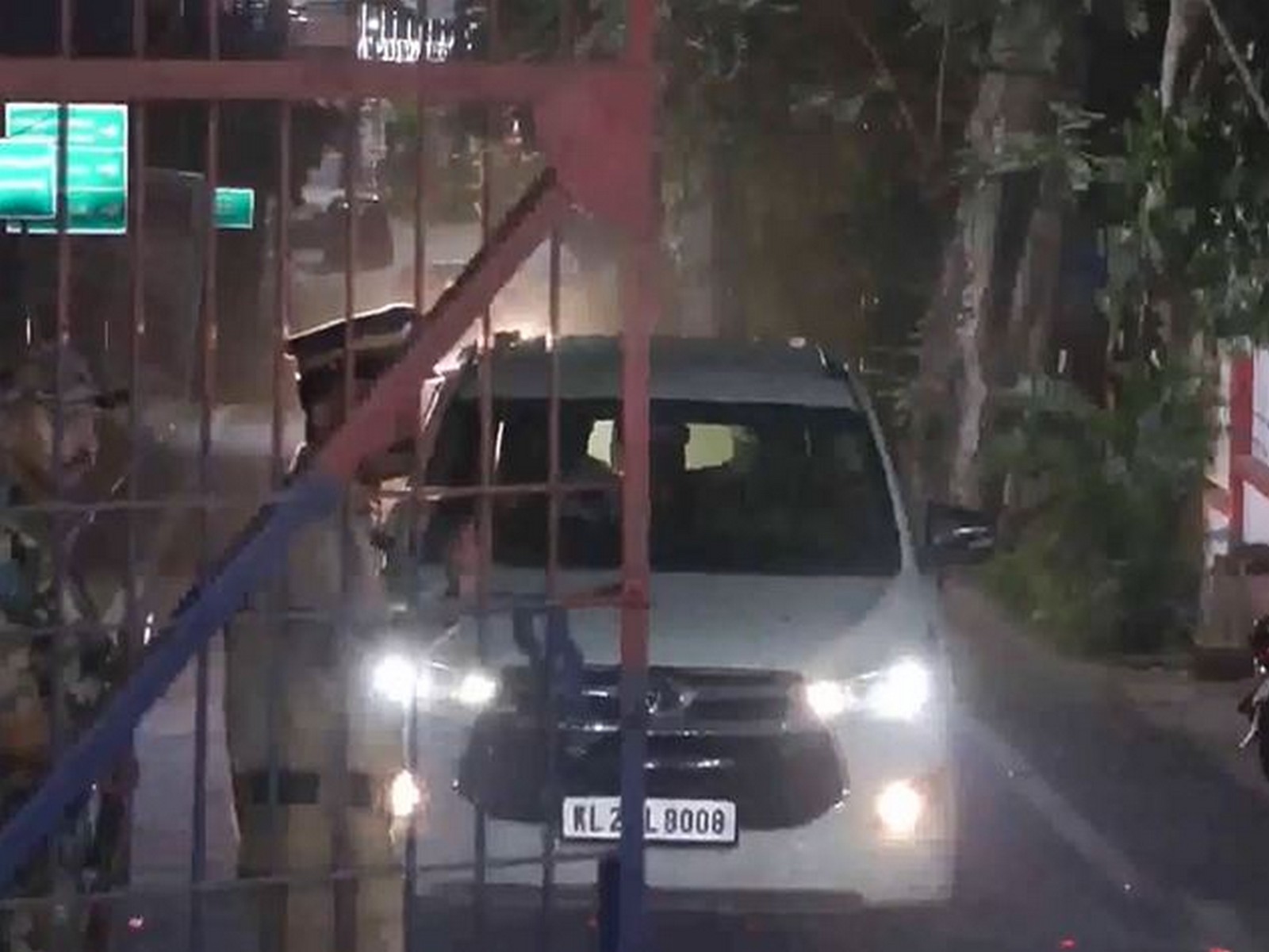 Tantri Kandararu Rajeevaru walked out of the Poojappura Central Prison (Photo/ANI) Tantri Kandararu Rajeevaru walked out of the Poojappura Central Prison (Photo/ANI)
