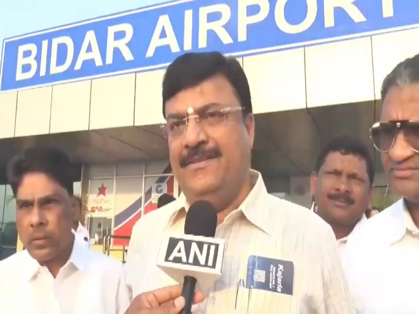 Congress MLA PM Narendraswamy (Photo/ANI)