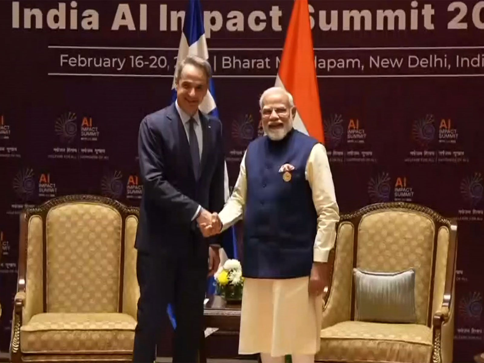 PM Modi holds bilateral meeting with Greek PM Kyriakos Mitsotakis (Photo/DDNews)