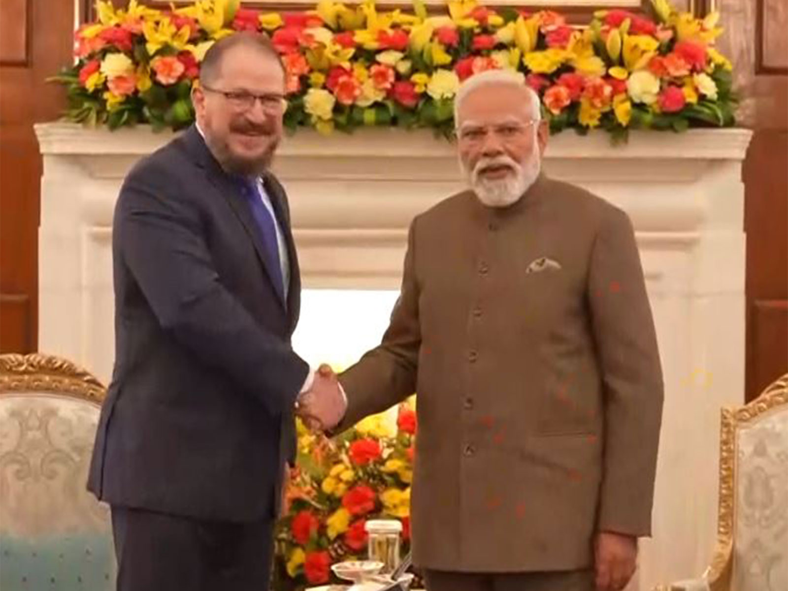 Prime Minister Narendra Modi with Cristiano Amon, President and CEO of Qualcomm (Photo/DDNews)