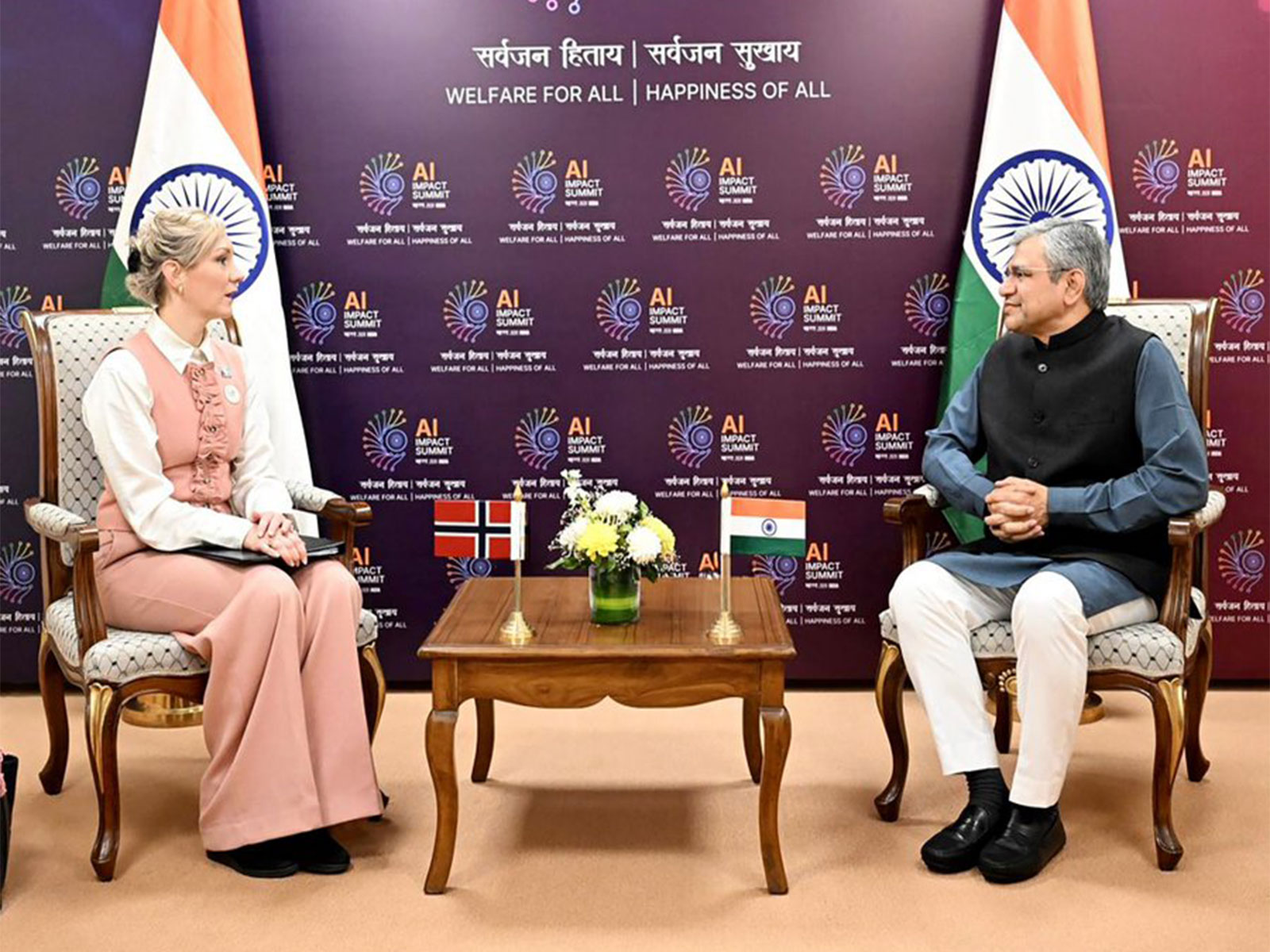 Union Minister Ashwini Vaishnaw holds bilateral meeting with Norway's Digitalisation and Public Governance Minister Karianne Oldernes Tung (Photo/X/@AshwiniVaishnaw)