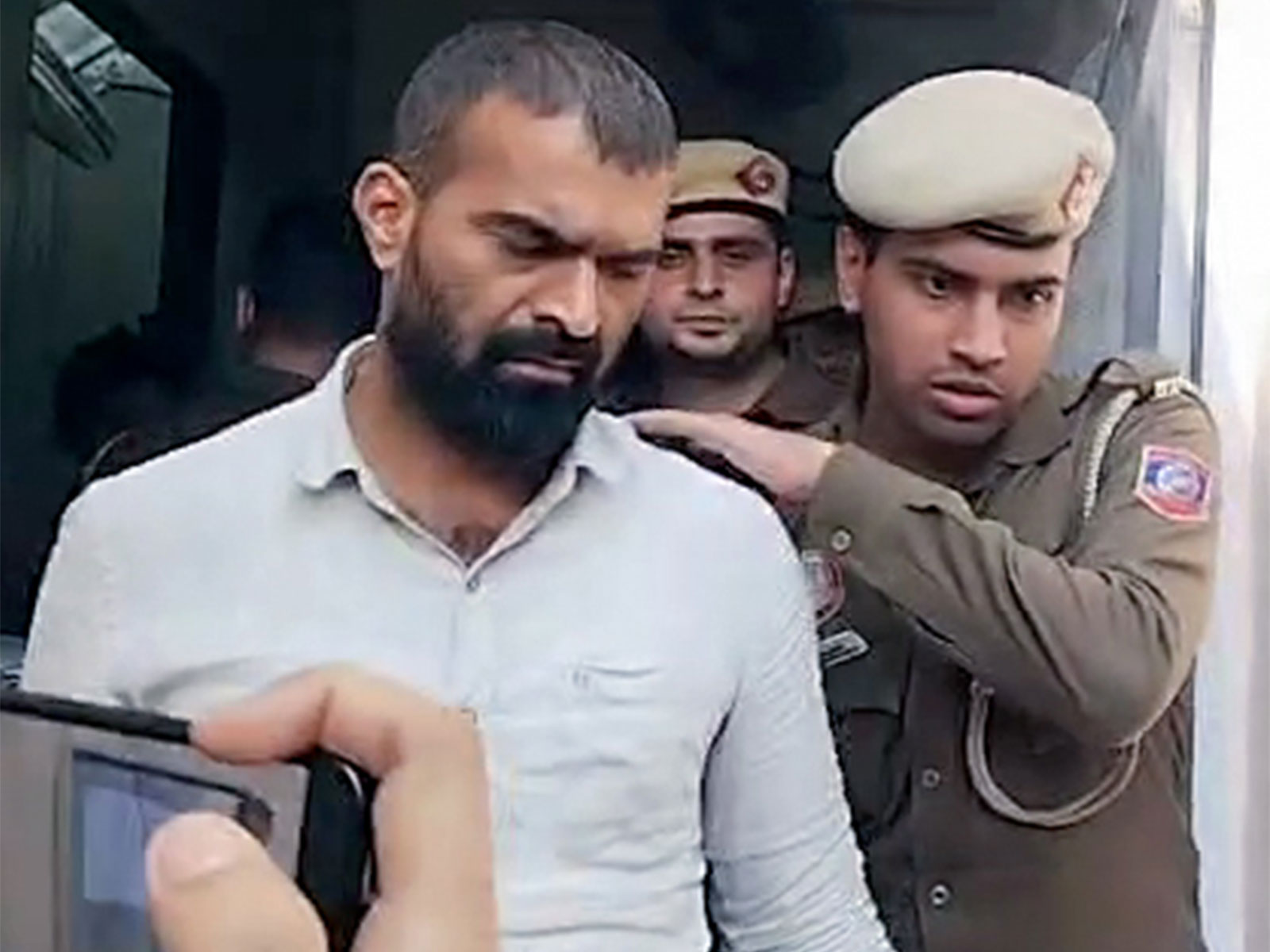 Indian Youth Congress workers brought to Patiala House Court by the police in connection with their protest at the AI โโSummit at Bharat Mandapam (Photo/ANI) Indian Youth Congress workers brought to Patiala House Court by the police in connection with their protest at the AI โโSummit at Bharat Mandapam (Photo/ANI)