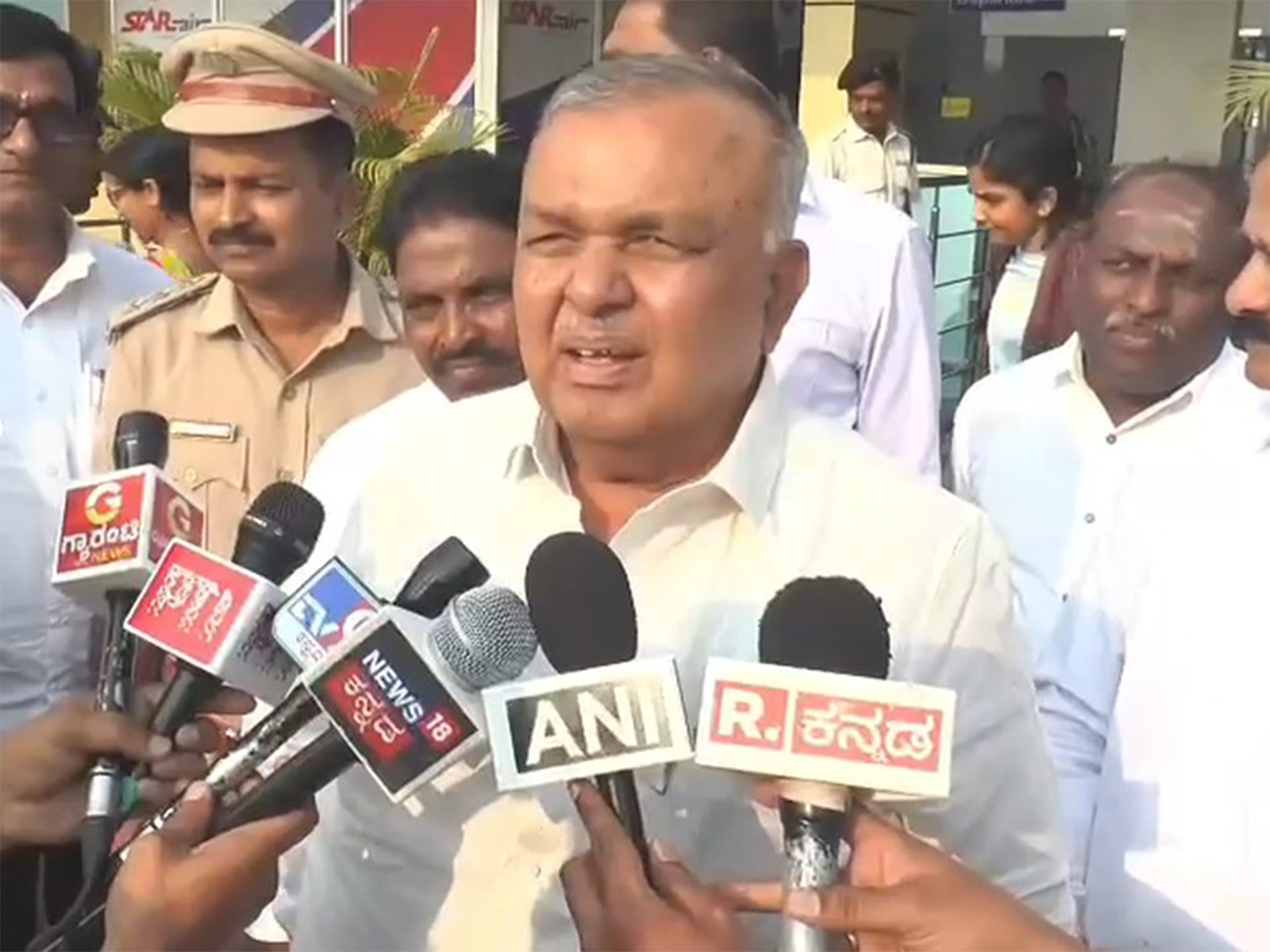 Karnataka Transport Minister Ramalinga Reddy (Photo/ANI) Karnataka Transport Minister Ramalinga Reddy (Photo/ANI)