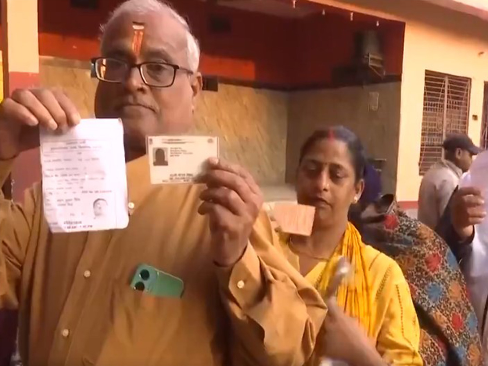 Voters queueing in the polling booth in Ranchi, Jharkhand (Photo/ANI) Voters queueing in the polling booth in Ranchi, Jharkhand (Photo/ANI)