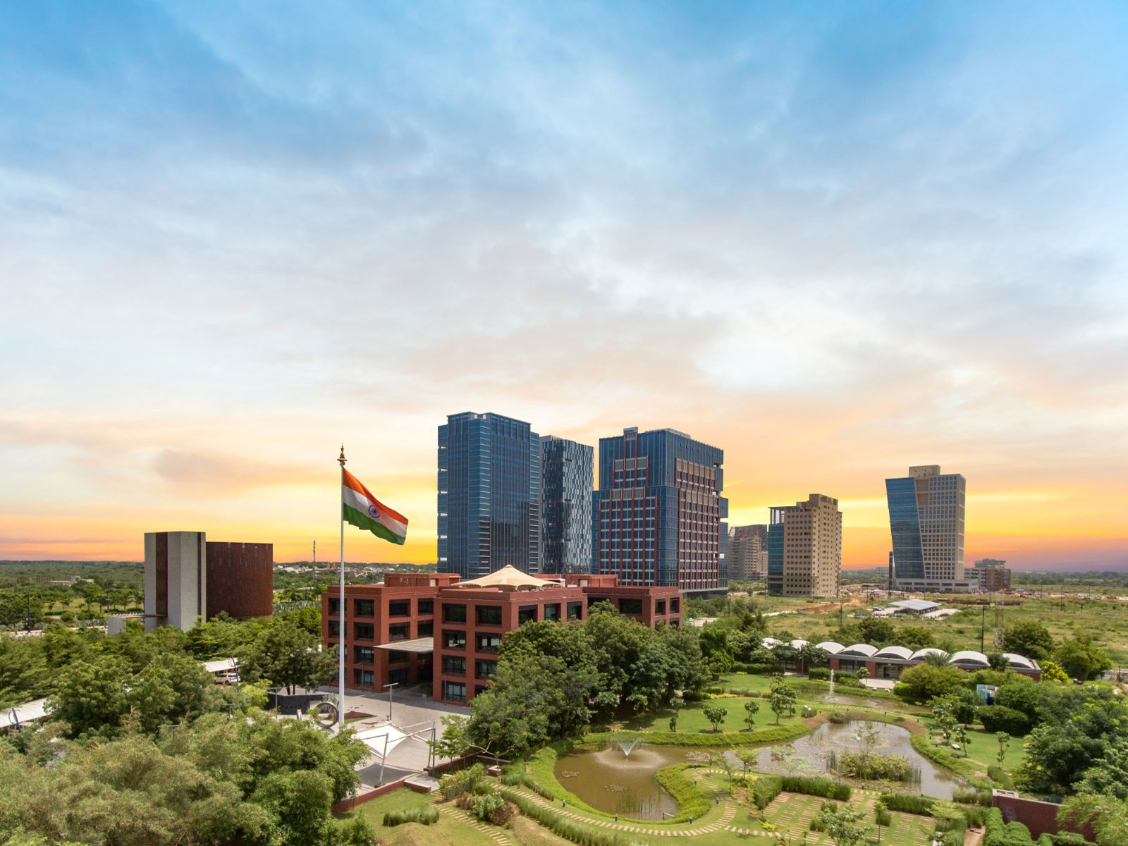 GIFT City hosts West Midlands mayoral delegation (Photo/GIFT City)