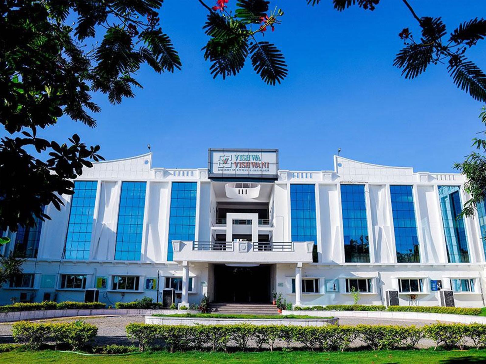 UGC-Approved Apprenticeship Embedded Degree Programme (AEDP) signals a futuristic model for tech education in India