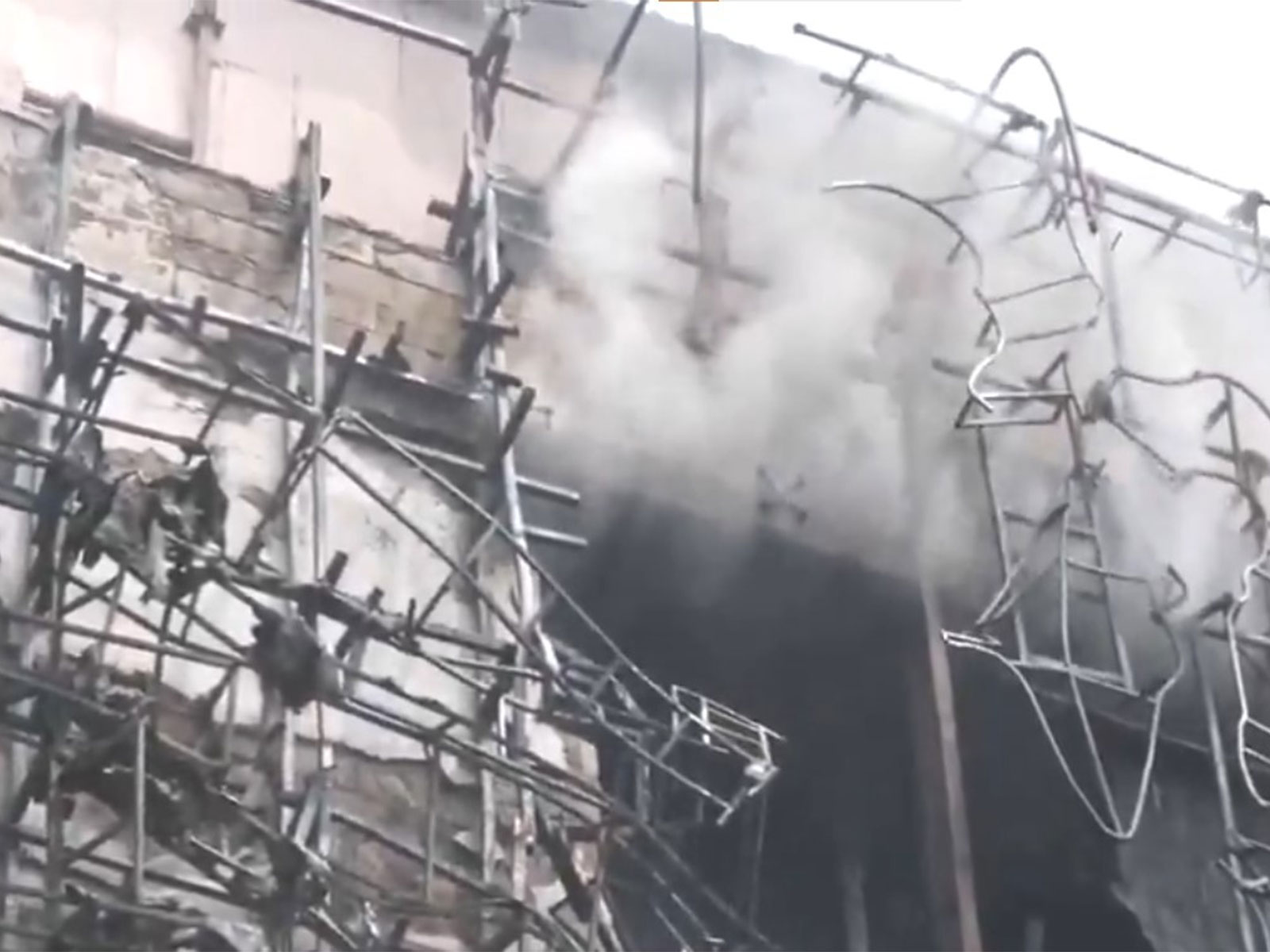 Fire breaks out at Mangalya Gowri Saree Showroom in Jubilee Hills (Photo/ANI) Fire breaks out at Mangalya Gowri Saree Showroom in Jubilee Hills (Photo/ANI)