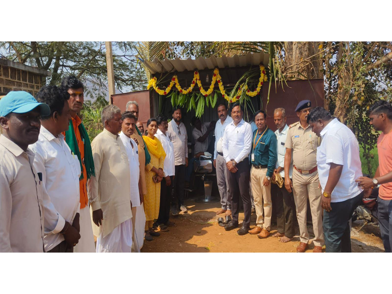 Opening ceremony of Govt barber shop (photo/ANI) Opening ceremony of Govt barber shop (photo/ANI)