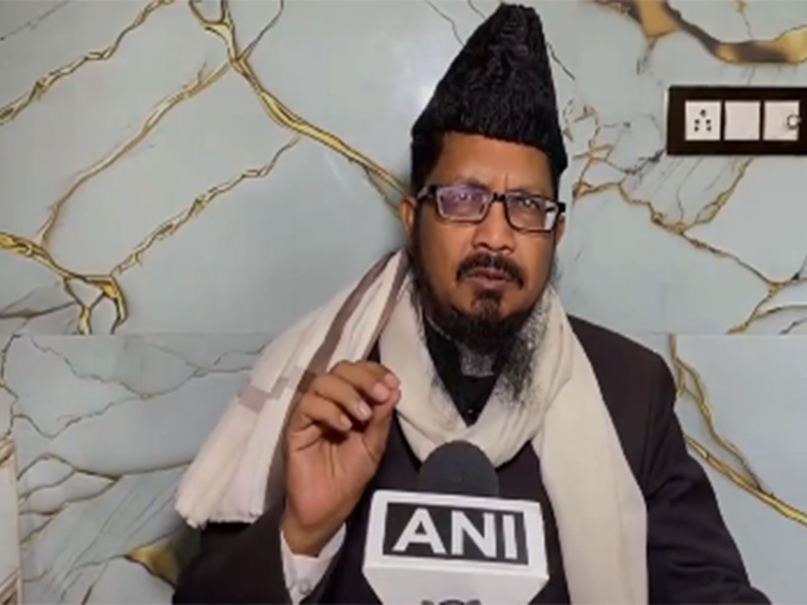 All India Muslim Jamaat National President Maulana Shahabuddin Razvi Barelvi (photo/ANI) All India Muslim Jamaat National President Maulana Shahabuddin Razvi Barelvi (photo/ANI)