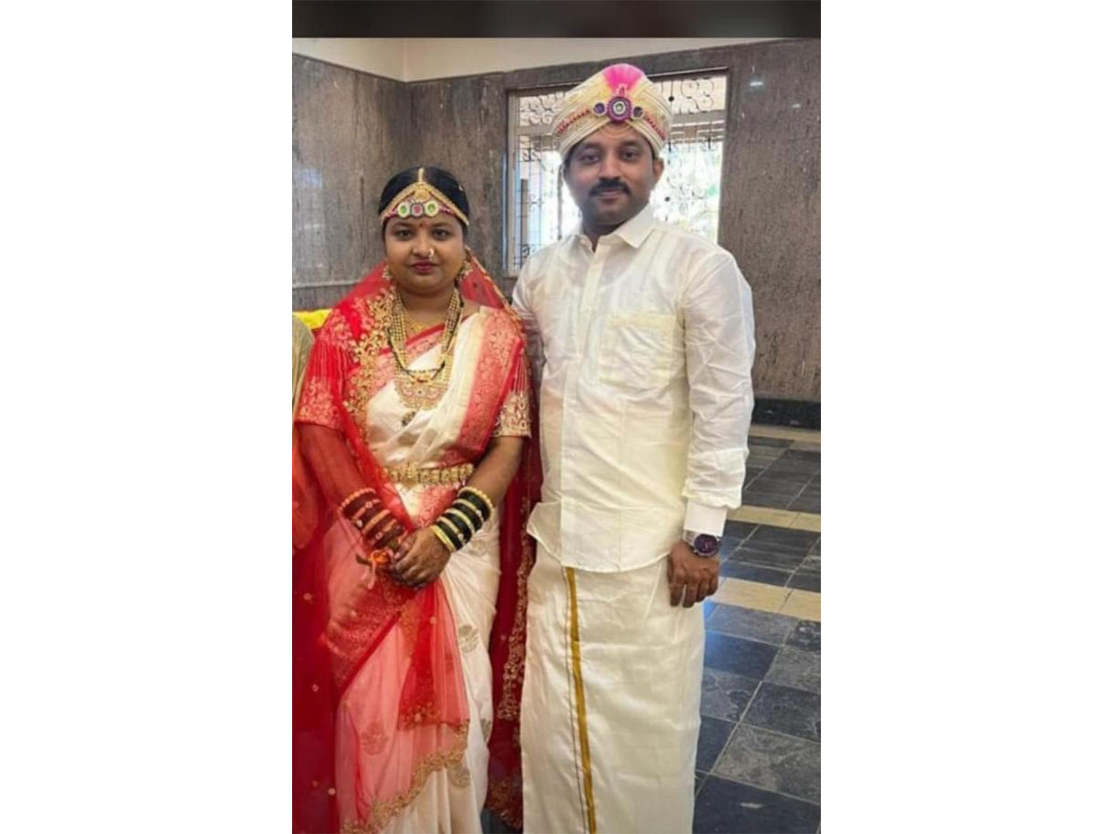 Marries couple in the car crash (photo/ANI)