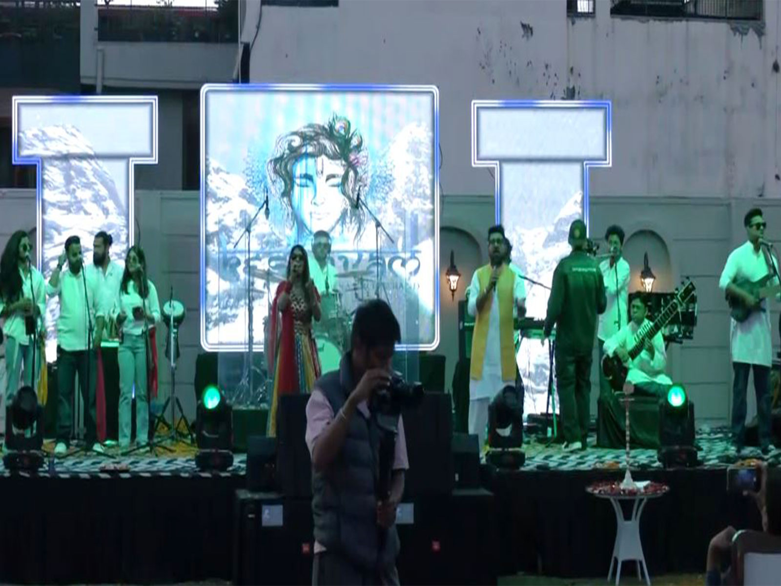 Cultural event organised in the ‘Devon Ki Holi’ event in Dehradun (Photo/ANI) Cultural event organised in the ‘Devon Ki Holi’ event in Dehradun (Photo/ANI)