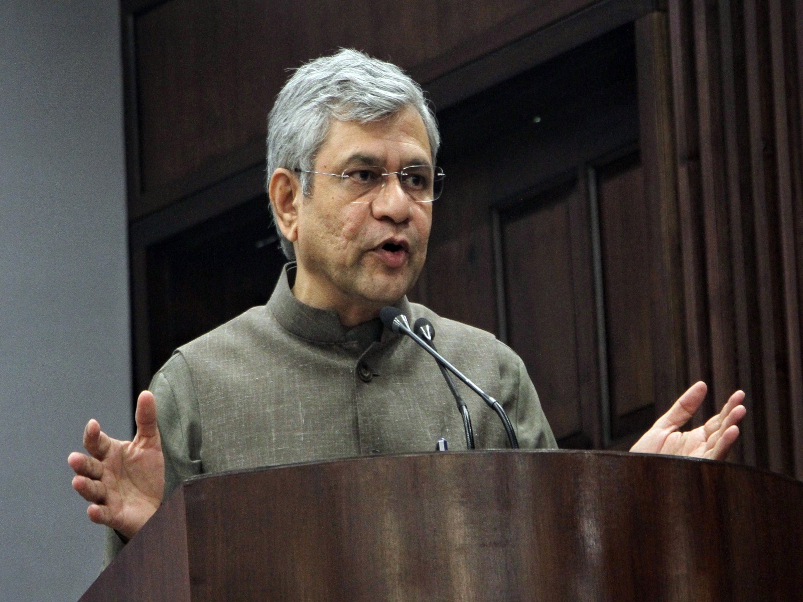 Union Minister for Railways Ashwini Vaishnaw (File Photo/ANI) Union Minister for Railways Ashwini Vaishnaw (File Photo/ANI)