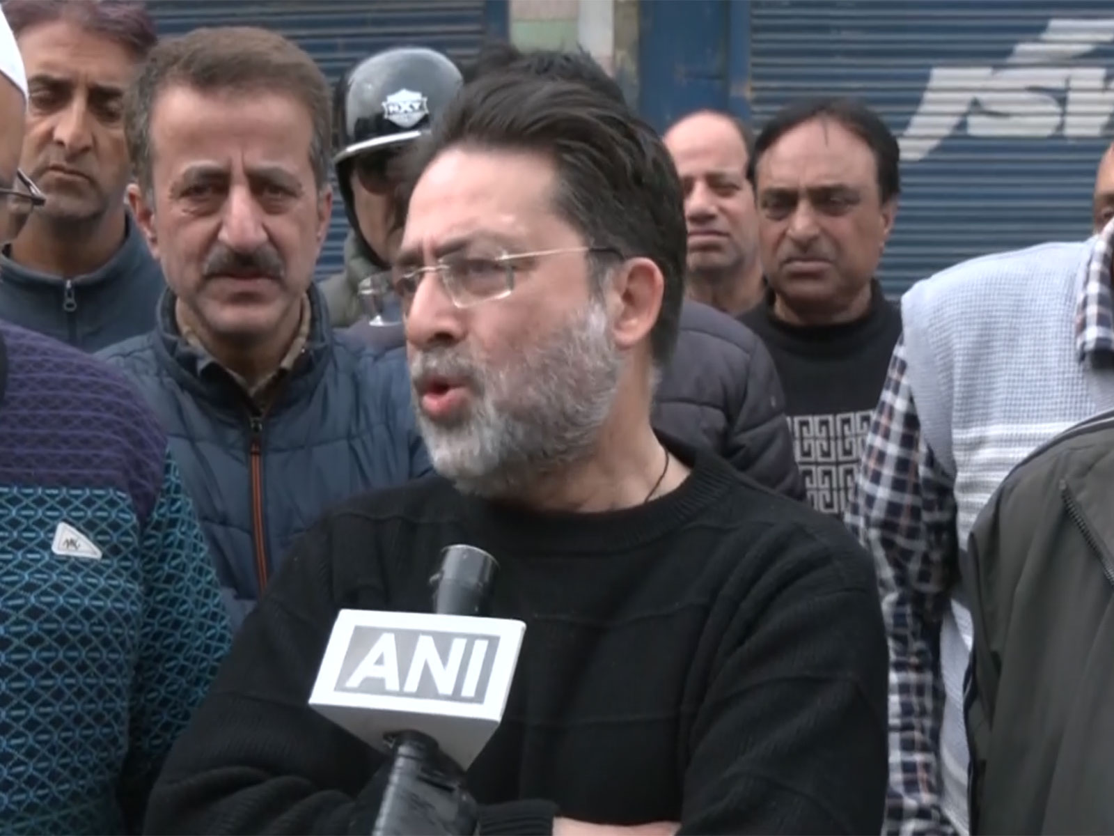 Parents of Kashmiri students in Iran appeal to Government of India for safe evacuation (Photo/ANI) Parents of Kashmiri students in Iran appeal to Government of India for safe evacuation (Photo/ANI)