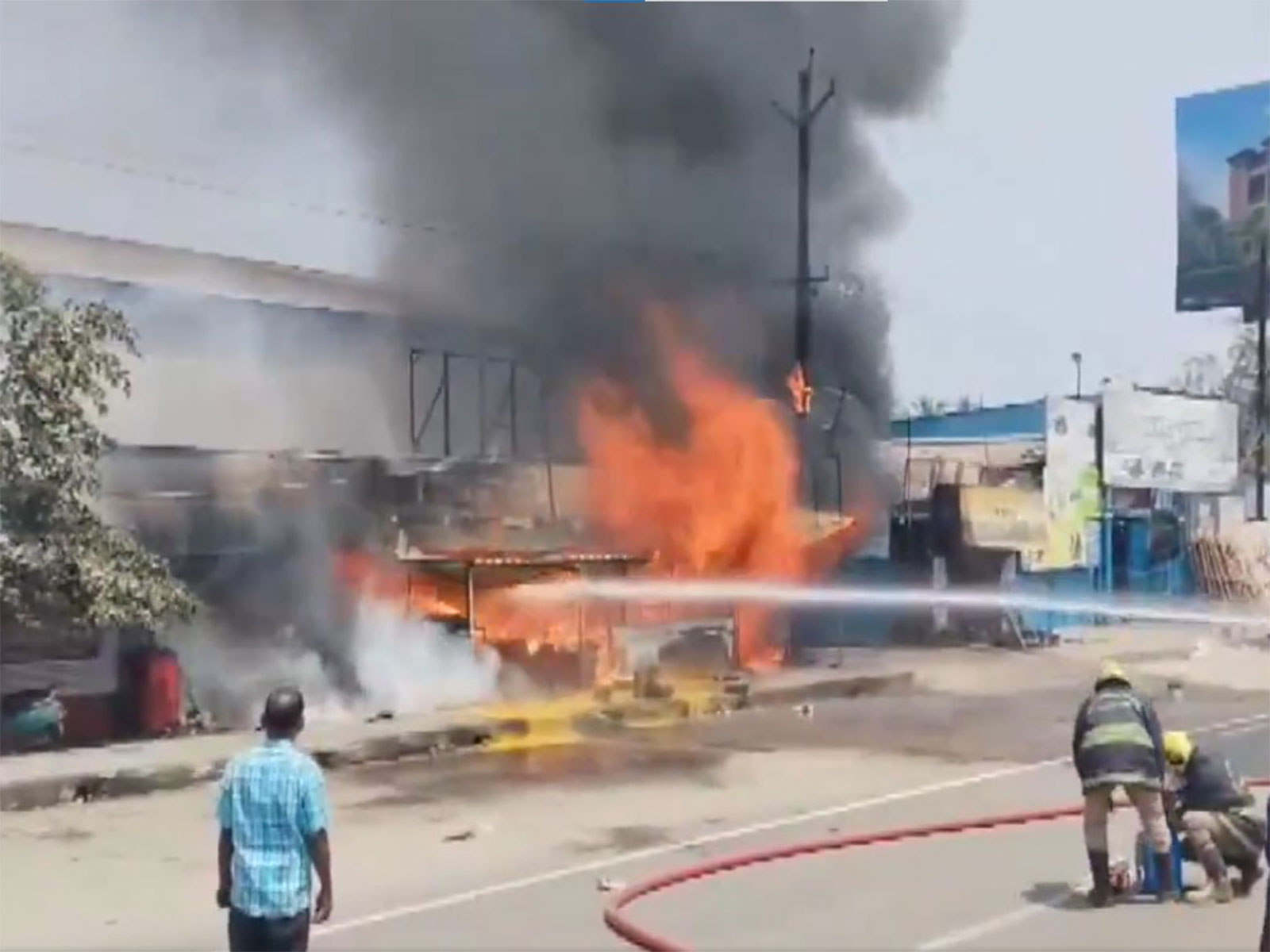 Fire tenders douse flames at an oil shop on Poonamallee High Road in Chennai (Photo/ANI)