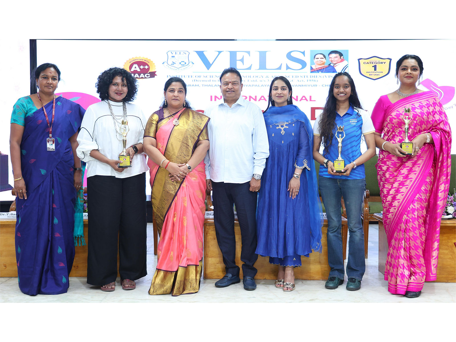 Dr. Ishari K. Ganesh, Founder Chancellor of VISTAS; Dr. Arthi Ganesh, Pro Chancellor; and Dr. Preethaa Ganesh, Vice President, with awardees at the Women’s Day celebration