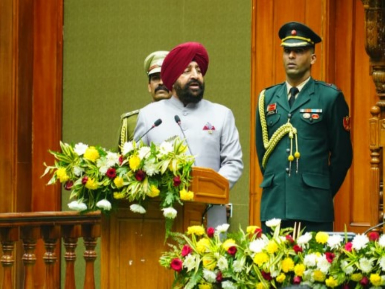 Uttarakhand Governor Lt Gen Gurmit Singh (Retd.) (Photo/x/@pushkardhami)