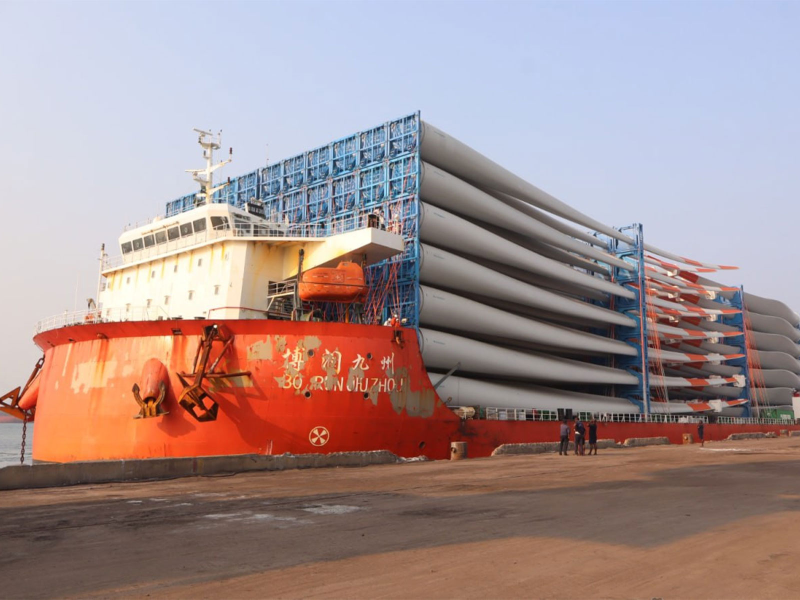 VOC Port handles 147 windmill blades from a single vessel, the highest in India (Photo/VOC Port)