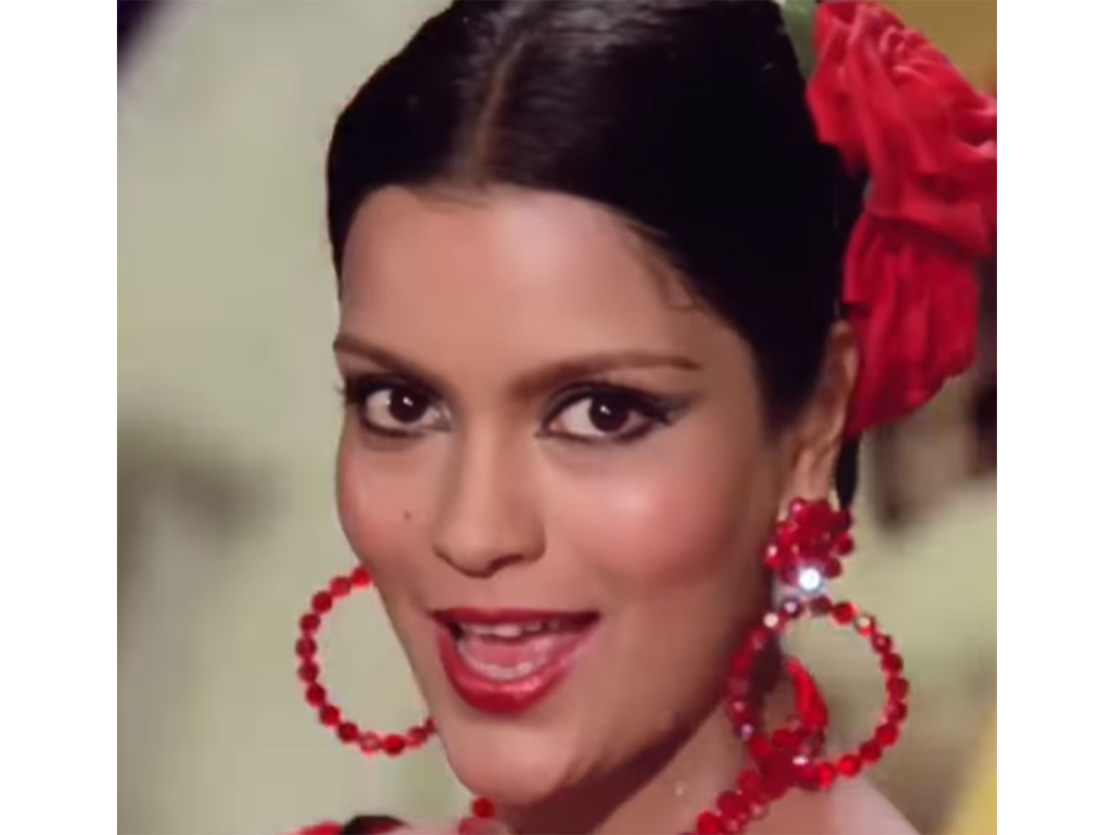 Zeenat Aman (Photo: Instagram/@thezeenataman)