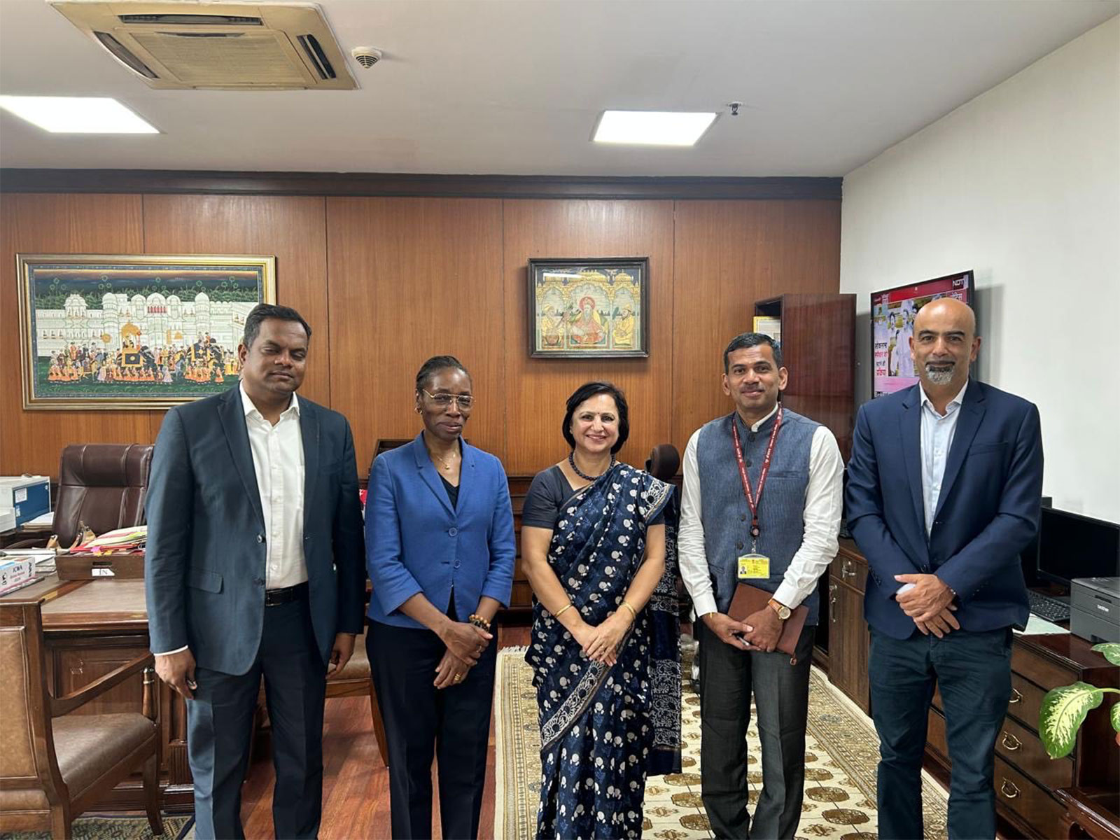 International Crisis Group Delegation with MEA secretary (South) Neena Malhotra (Photo/X@MEAIndia)