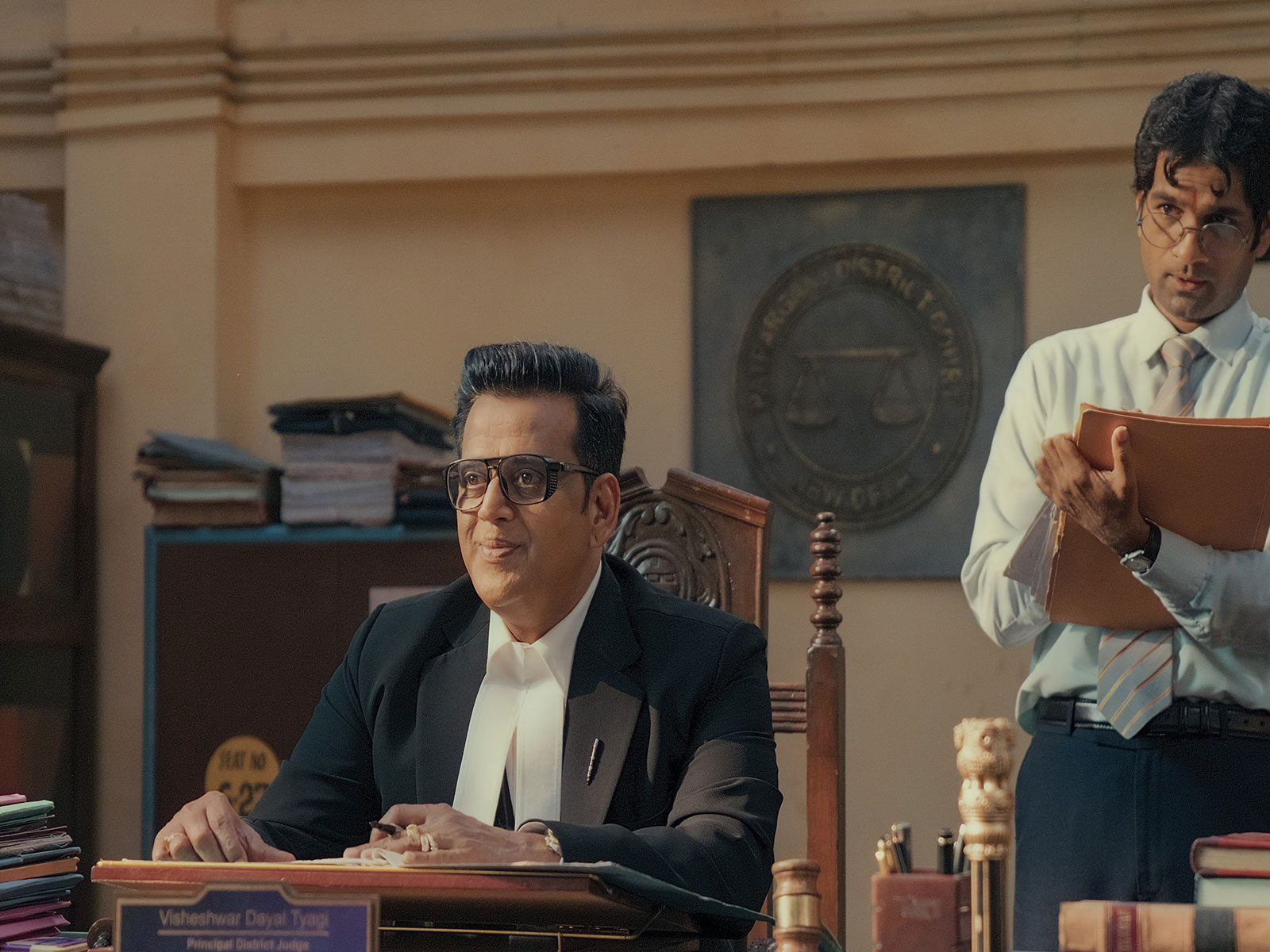 Ravi Kishan in Maamla Legal Hai (Photo/Netflix)