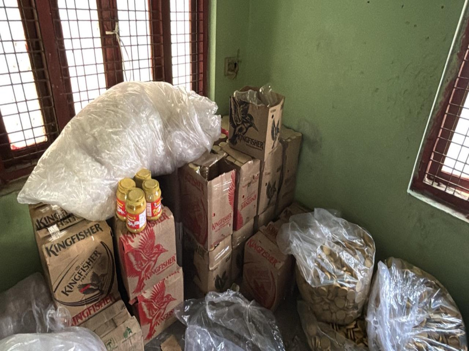 Seized ginger paste (Photo/Deputy Commissioner of Police))