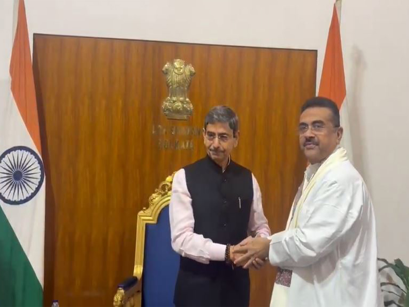 West Bengal LoP Suvendu Adhikari met Governor RN Ravi at Kolkata’s Lok Bhavan (Photo: x/@SuvenduWB) West Bengal LoP Suvendu Adhikari met Governor RN Ravi at Kolkata’s Lok Bhavan (Photo: x/@SuvenduWB)