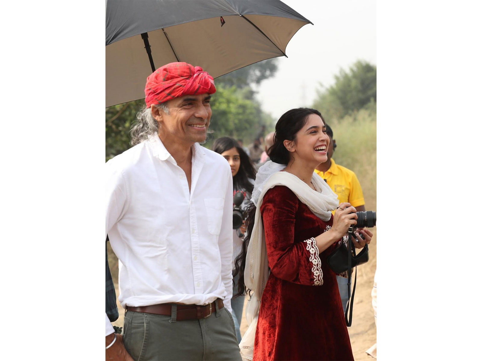 Sharvari, Imtiaz Ali (Photo/Instagram@sharvari) Sharvari, Imtiaz Ali (Photo/Instagram@sharvari)
