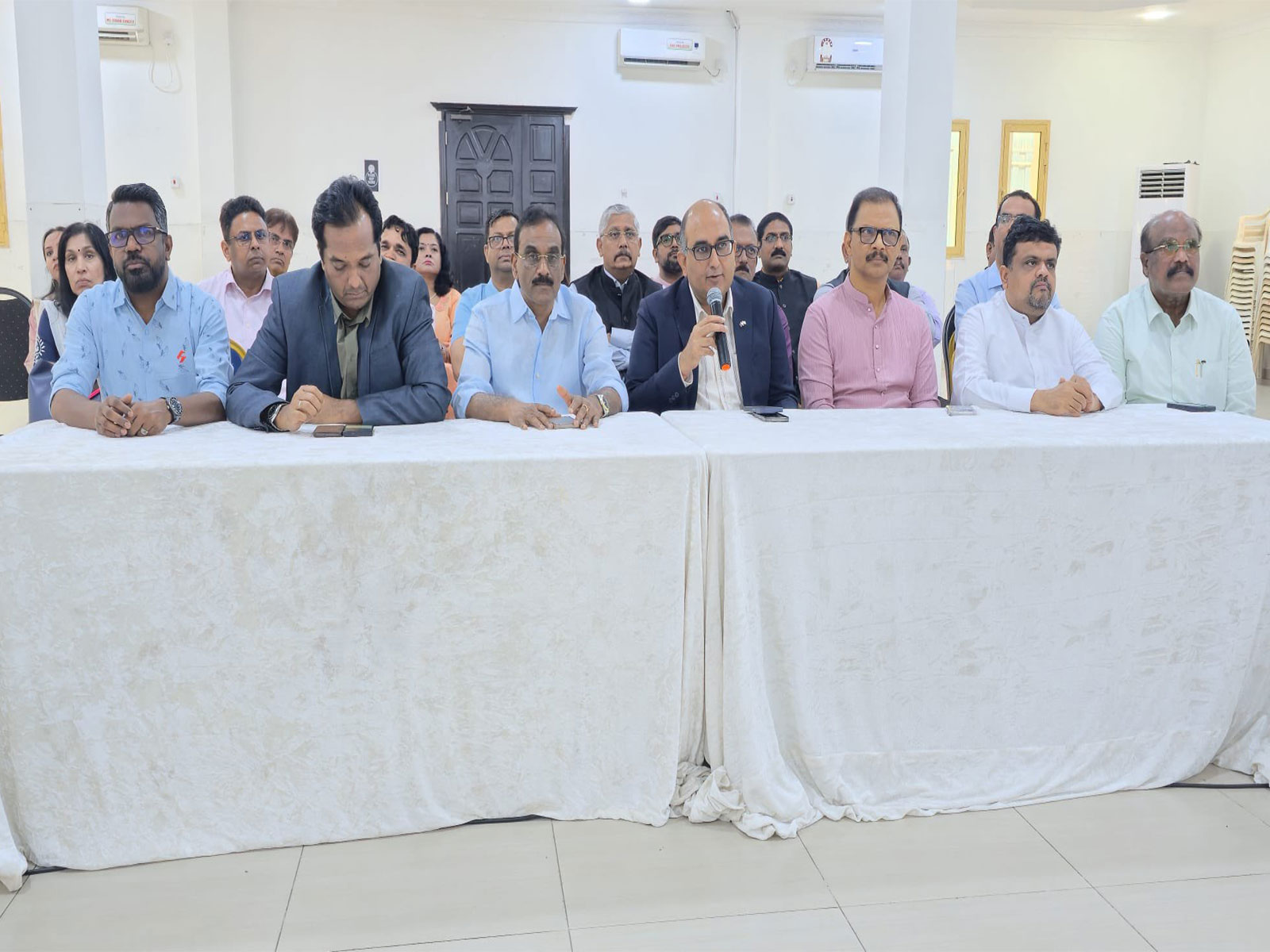 Indian Ambassador to Qatar, Vipul, holds virtual meeting with Indian community organisations (Photo/X/@IndEmbDoha)