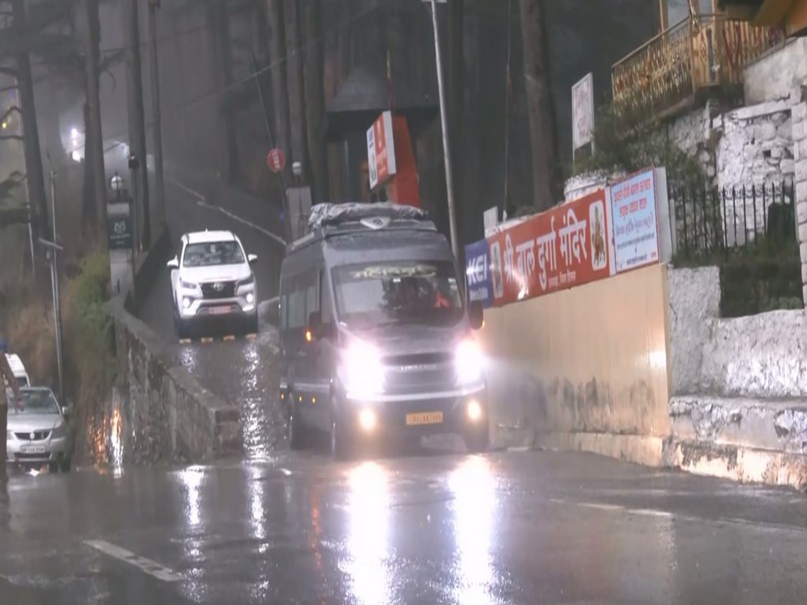 Haryana Congress MLAs leave from Himachal's Kufri ahead of RS polls (Photo/ANI)